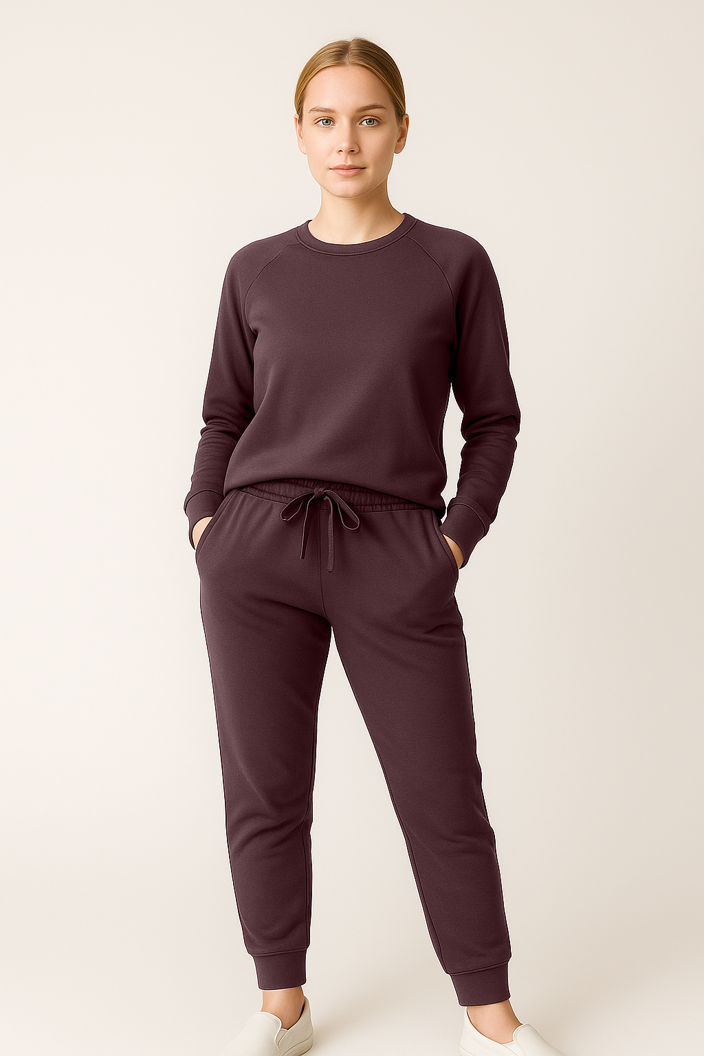Women's  The Ease Jogger - Chestnut